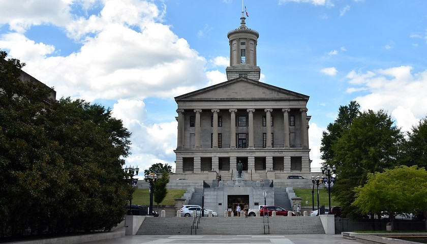 Tennessee House Approves Redistricting Proposals