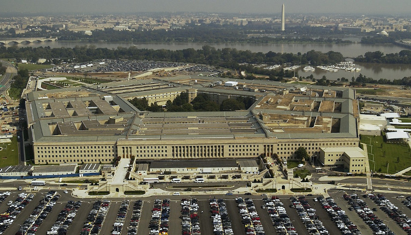 Pentagon Contractor Paid to Tackle ‘Extremism’ Claims Searching for ‘The Truth About’ BLM Implies White Supremacist Behavior