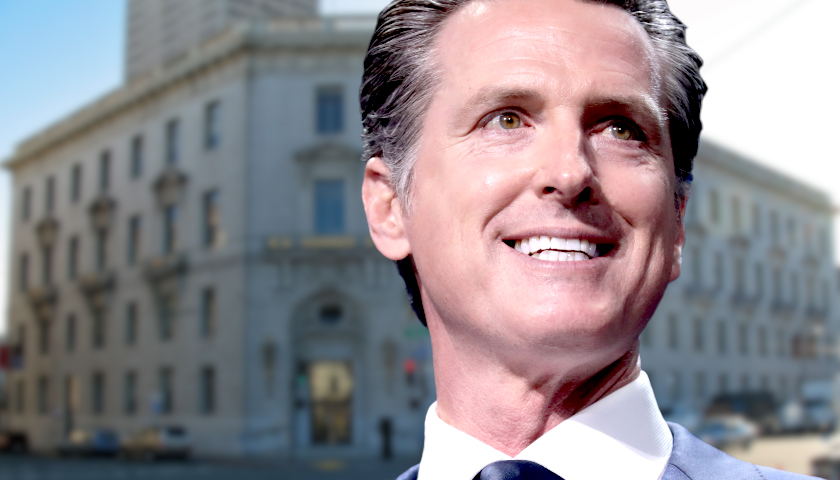 After Recall, Newsom to Require COVID Vaccine Proof or Negative Test at Smaller Indoor Events