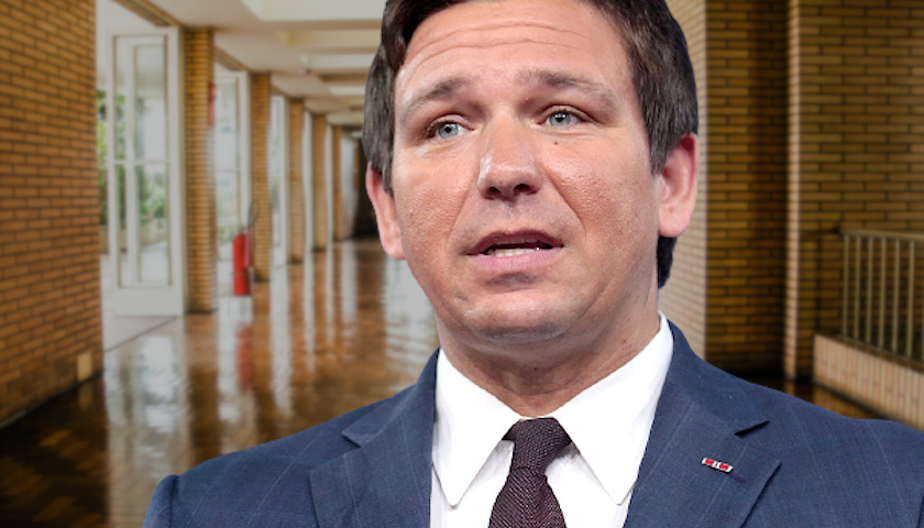 DeSantis Signs Bill Requiring High School Students to Pass Financial Literacy Course