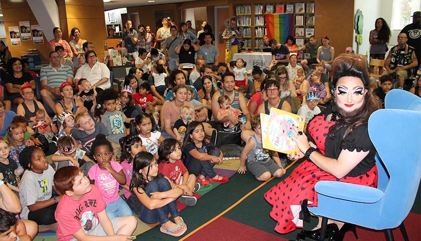 Ohio School Hosting Children’s Story Time with ‘Drag Queens’