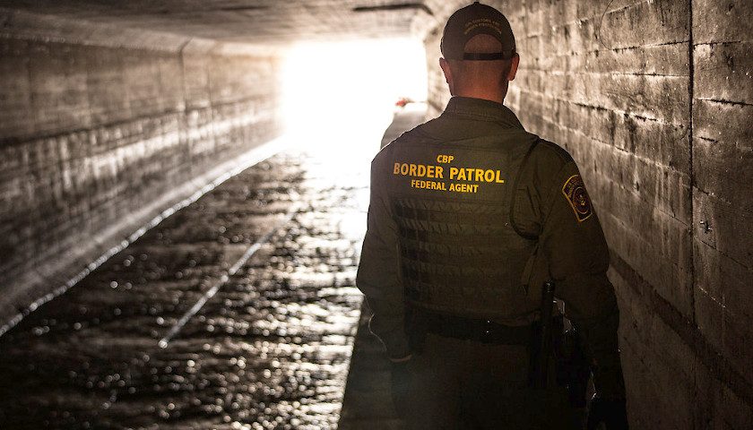 Border Patrol, Facing Low Morale, Offers $10K Hiring Bonus for New Agents