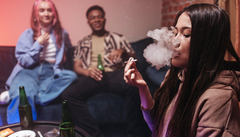 Young People Who Use Marijuana Are More Likely to Be Schizophrenic, Study Finds