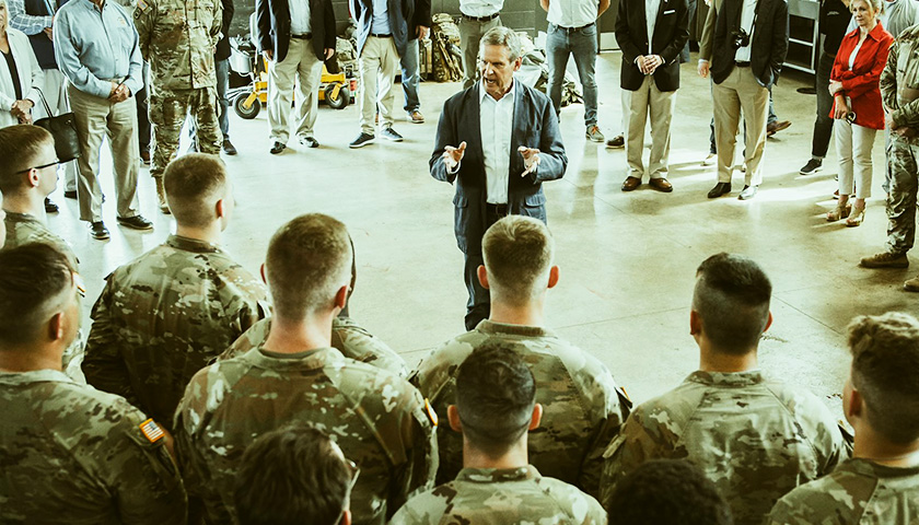 Governor Lee Visits Tennessee National Guard Troops Before Deployment to the Southern Border