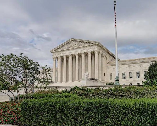 Supreme Court Extends Pause on Appeals Court Ruling on Biden Admin Censorship Efforts