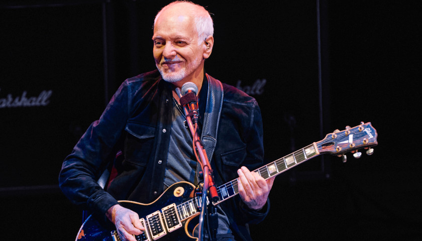 Legendary Musician Peter Frampton Honored with Les Paul Spirit Award