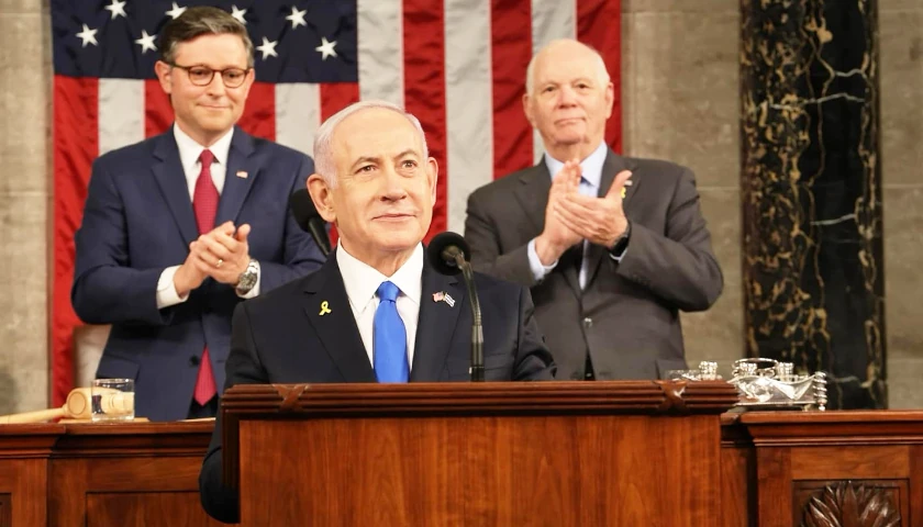 Netanyahu Almost Drowned Out by Standing Ovations from Congress