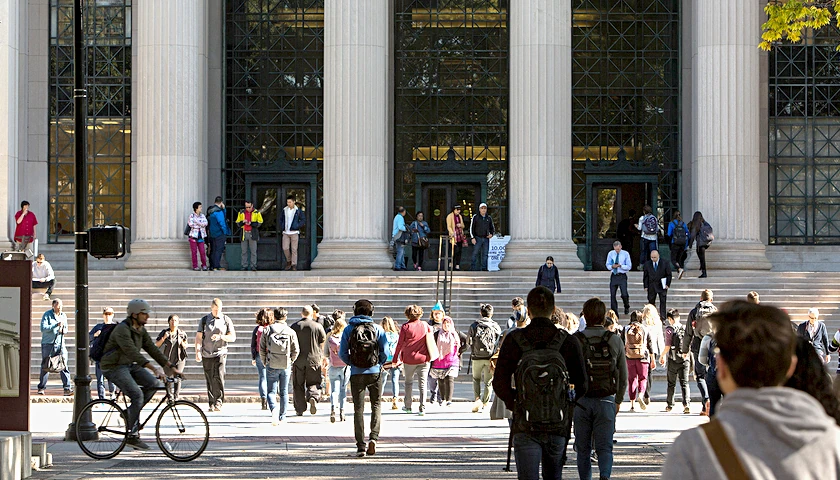 MIT Grew Staff Size by 1,200 While Enrollment Barely Budged