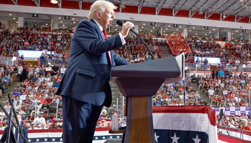 Trump Highlights Harris’ Fundraising During 2020 BLM Riots at Minnesota Rally