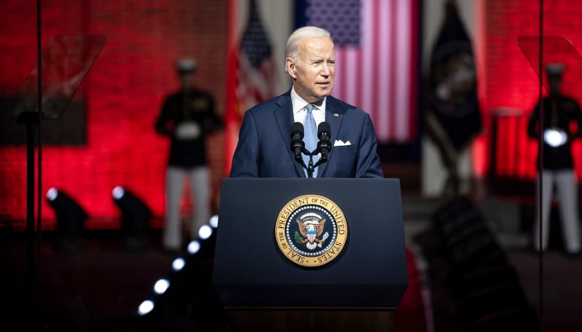 Analysis Examines What Happens If Biden Clings to Power Regardless of Election Outcome