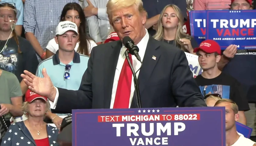 Trump Conducts Voice-Vote Poll During Michigan Rally on Who They Want the Democratic Nominee to Be