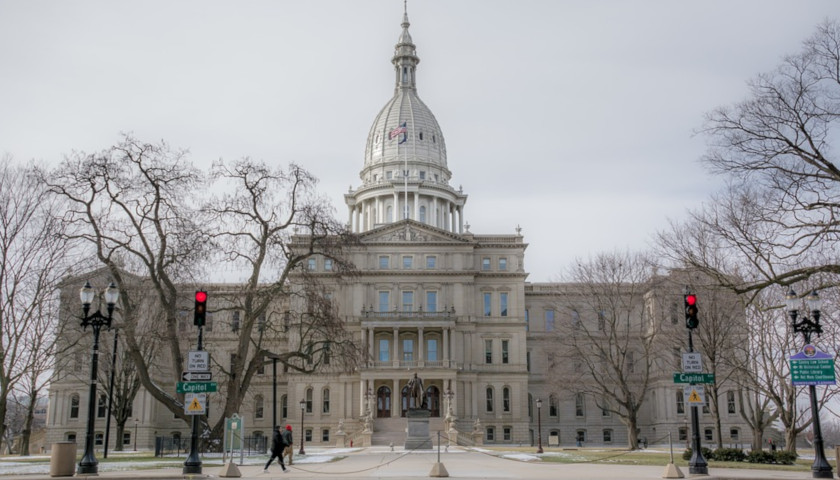 Michigan Lawmakers Fail to Override Whitmer’s Veto of $155 Million for Reading Program