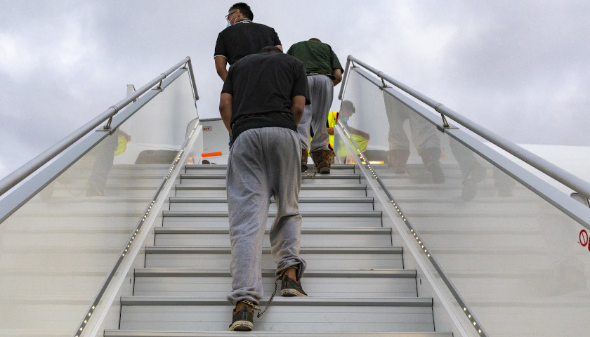 Biden Admin Stops Flying Migrants to Other Cities for Easier Expulsion