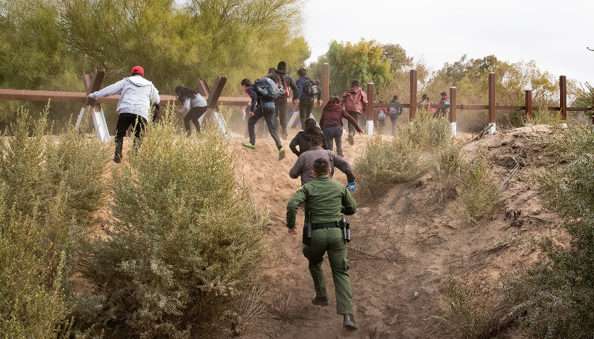 More Illegal Aliens Crossed the Border in April Than Any Month in Modern History