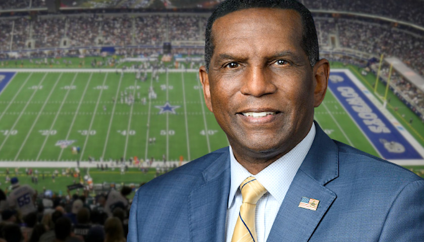 Congressman, Former NFL-er Owens Says He’s Done with League until ‘America Divider’ Goodell Is Fired