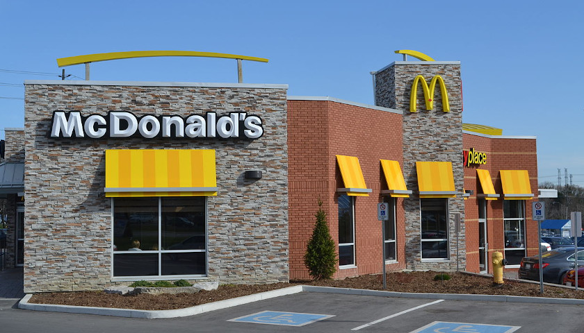 McDonald’s Ties Executive Pay to Diversity Targets