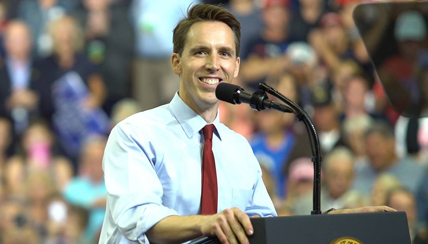 Hawley Cites ‘Culture War’ in Proposal for Monthly Payments to Families with Children