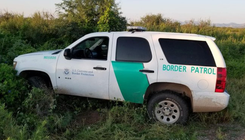 Human Smuggler Pulled over in Cloned Border Patrol Vehicle Near Tucson, Arizona