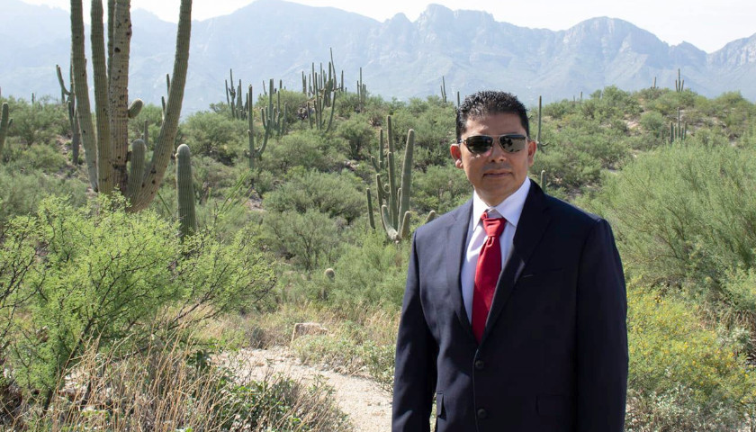Trump-Aligned Restaurant Owner Enters Arizona Governor’s Race