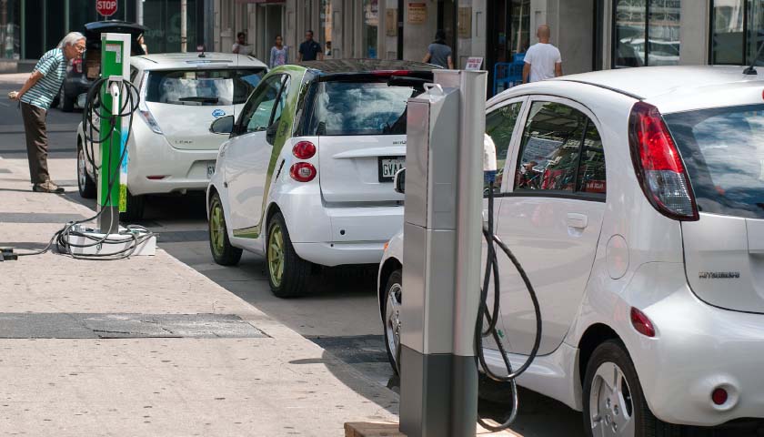 Robin Hood in Reverse: Democrats Plan $12,500 Tax Credits for Pricey Electric Car Purchases