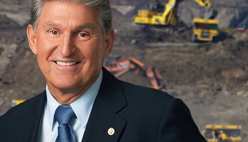 Manchin Reportedly Outlines Demands for Democrats’ Climate Change, Child Tax Credit Plan