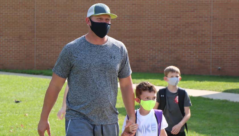 Rochester Schools to Ban Parents for One Year if They Don’t Wear Masks