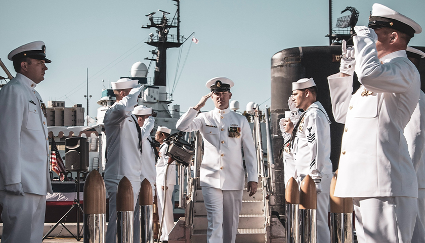 U.S. Navy Preparing to Discharge Unvaccinated Sailors