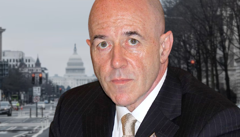 Former New York City Police Commissioner Bernie Kerik to Testify Before January 6th Committee, Receives Support from Former President Trump