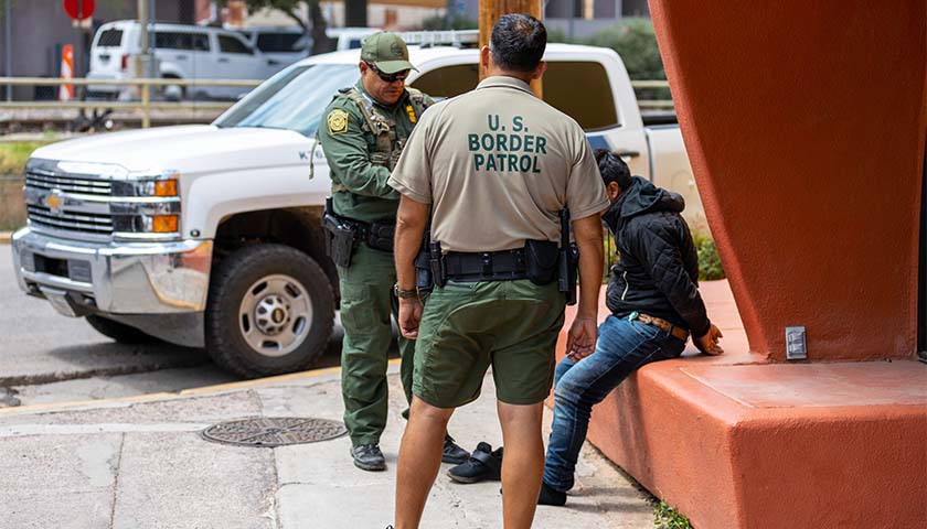 Border Patrol Catch Potential Saudi Terrorist Entering Arizona Illegally from Mexico