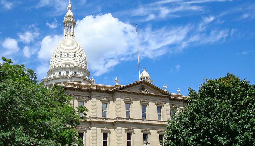 Michigan Legislature Passes Bill Banning Closed-Door Redistricting Meetings