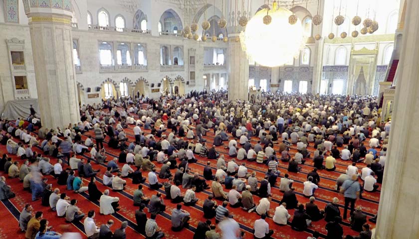 French Officials Close Mosque After Sermons ‘Targeting Christians, Homosexuals and Jews’