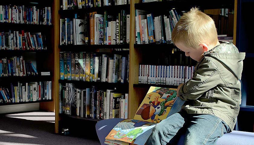 Oklahoma Proposes Bill That Would Allow Parents to Remove Sexually Graphic Books from School Libraries