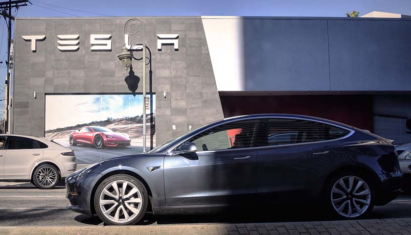 Tesla Recalls 475,000 Cars over Safety Concerns
