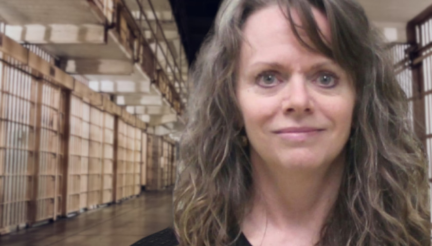 Exclusive: Interview with Lisa Hanson About Her Christmas Behind Bars for Violating Minnesota Gov. Walz’s COVID-19 Indoor Service Ban