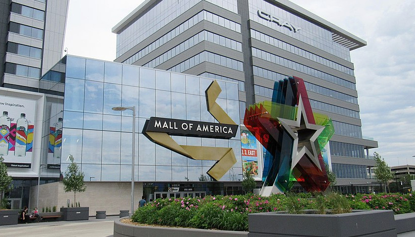 Shooting at Mall of America in Minnesota New Year’s Eve Injures Two