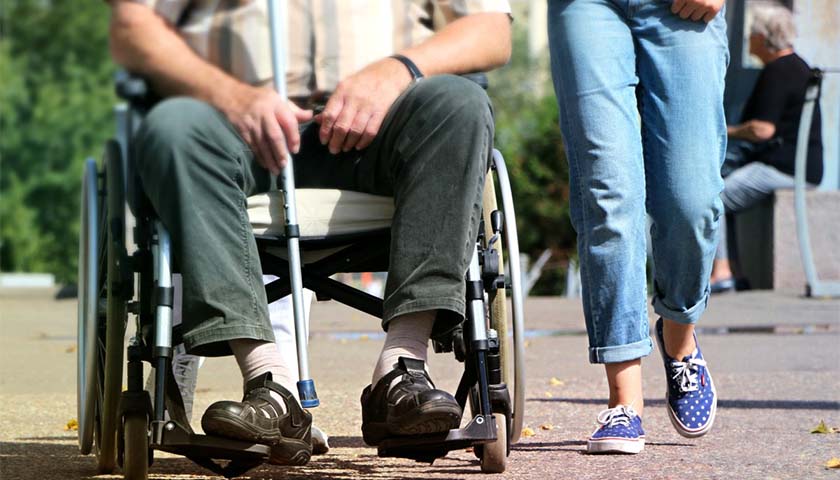 Scientists, Paralyzed Man Take Big Step Toward Curing Paralysis
