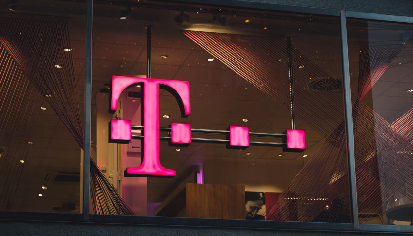 T-Mobile Preventing Some Users from Texting Link to Interview with mRNA COVID Vaccine Critics