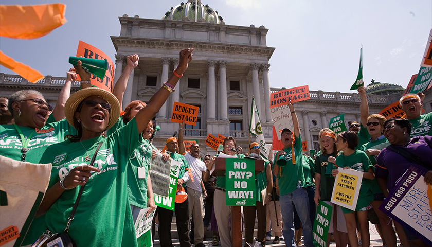 More Than 1,000 Pennsylvania Workers Quit AFSCME Union in 2021