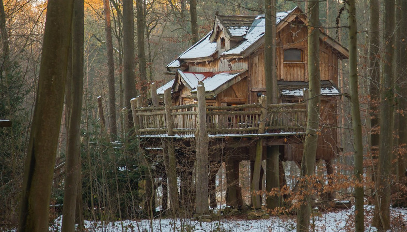 Largest Treehouse Resort in the World Is Coming to the Smoky Mountains