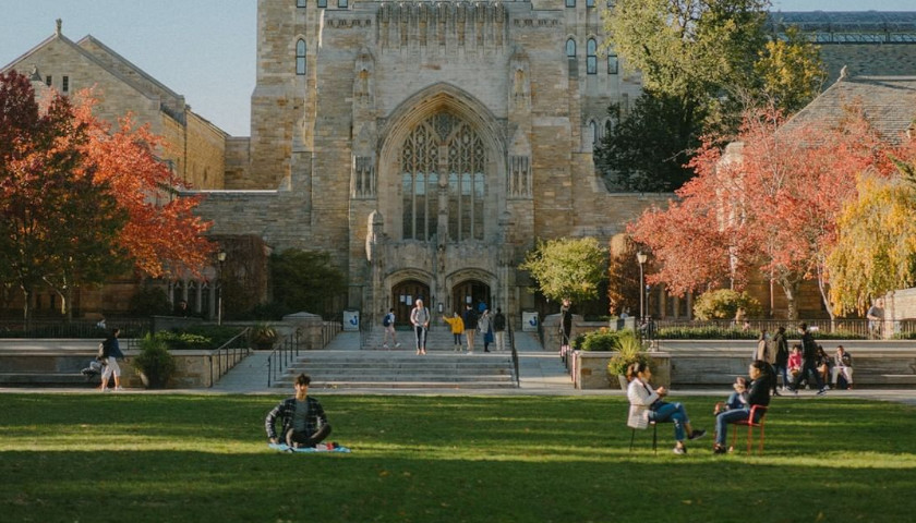 Hundreds of Yale Students Protest Free Speech Event Featuring Progressive and Conservative Speakers