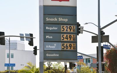 Gas Prices Reach $5 Per Gallon for First Time in Phoenix