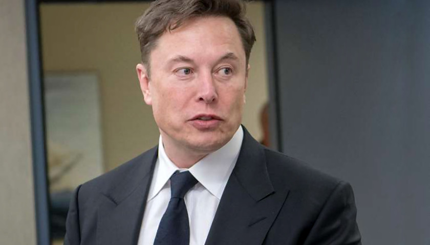 Florida at Center of Bid to Slow Musk’s Purchase of Twitter