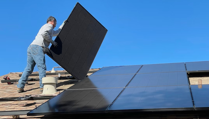 Georgia Regulators Want More Authority over Rooftop Solar Sales People