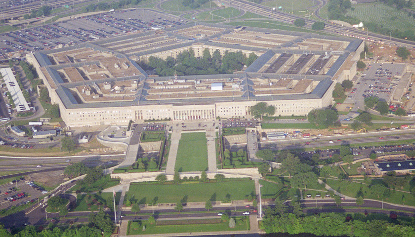 Text Messages of Pentagon Officials on January 6 Removed from Phones, Report