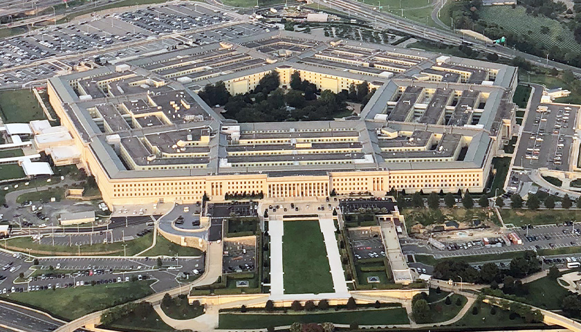 Pentagon Watchdog Flags Potentially Illegal Blanket Denials of COVID Vax Religious Exemptions