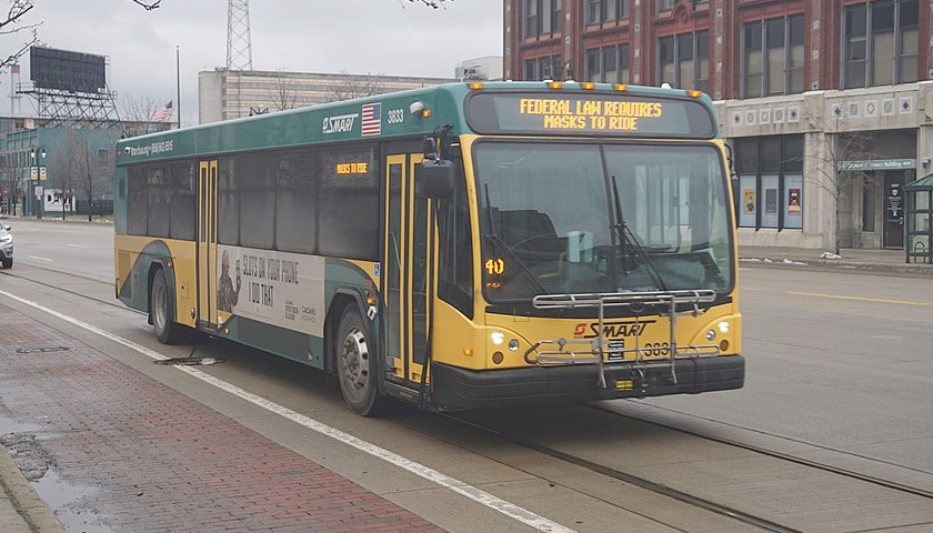 Expert: Metro Detroit Public Transit Ridership Won’t Recover This Decade