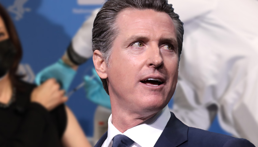 Gavin Newsom Signs Bill to Punish Doctors for Providing COVID-19 Vaccine Informed Consent Information Not Backed by Government and Big Pharma