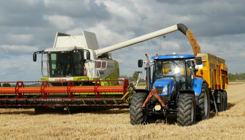 Farmers Can Expect High Interest Rates and Higher Costs Next Year