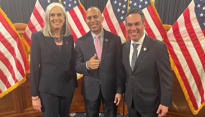 House Democrats Elect Jeffries as New Leader, First Black American to Lead Major Party in Congress