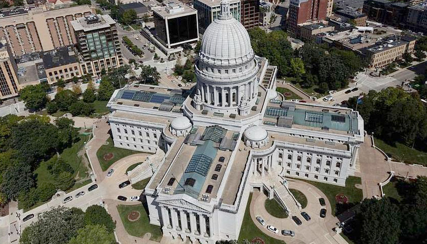 Balance of Power Retains Status Quo at Wisconsin Capitol